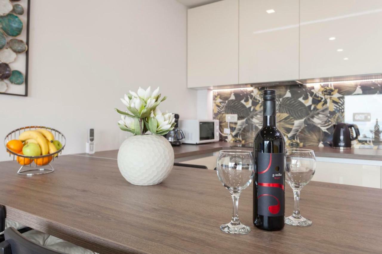 Luxury Apartment Stockholm -Sea&City View Makarska Eksteriør billede